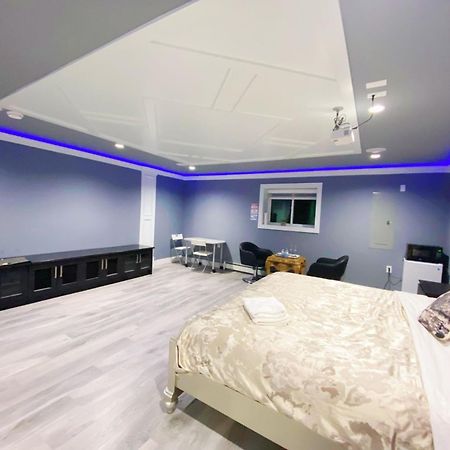 Aaron'S Sweet Home Surrey Luaran gambar