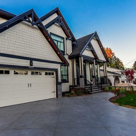 Aaron'S Sweet Home Surrey Luaran gambar