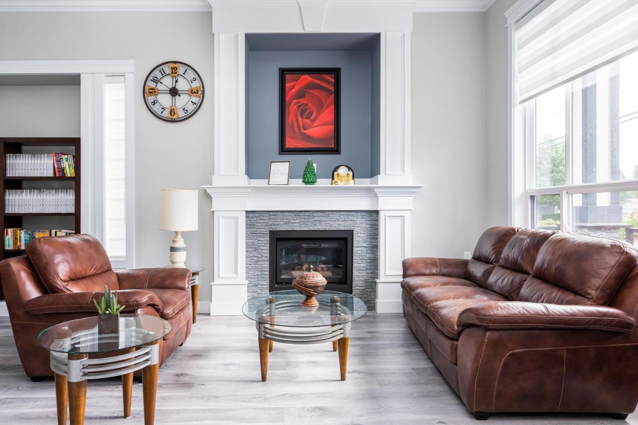 Aaron'S Sweet Home Surrey Luaran gambar