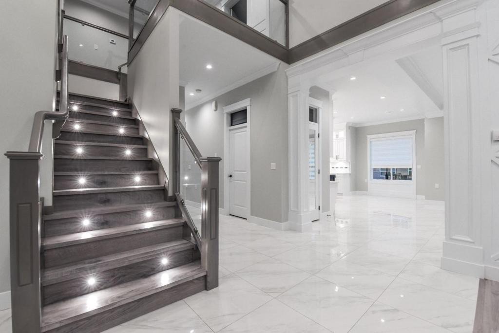 Aaron'S Sweet Home Surrey Luaran gambar